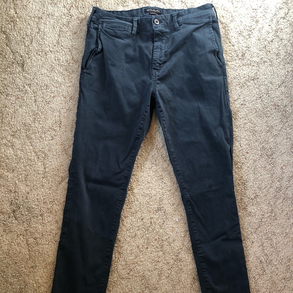 Men’s American Eagle Navy Blue Chinos